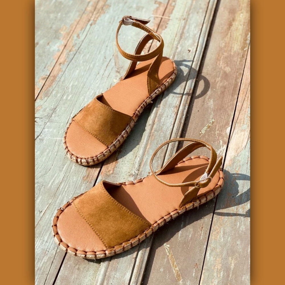 Minimalist Sandal